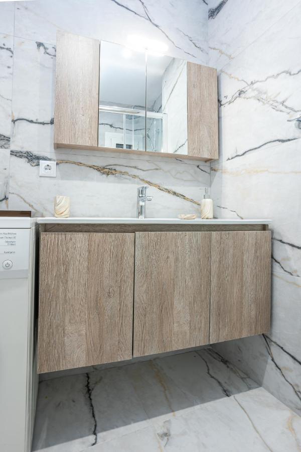 Luxury Downtown Apartment E1 Thessaloniki Buitenkant foto